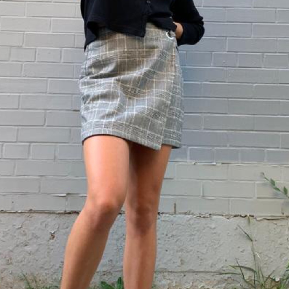 H&M CHECKERED faux side belt, BRAND NEW size Small